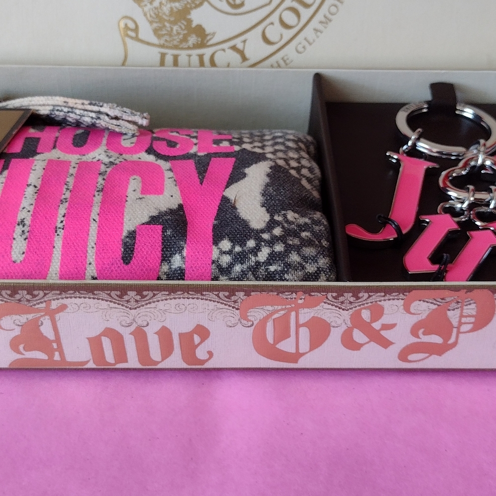 JC ๐ LOVE ๐ Born in the Glamorous USA Clutch & Huge Pink Enamel ๐๏ธ Ring NWT - Picture 7 of 9